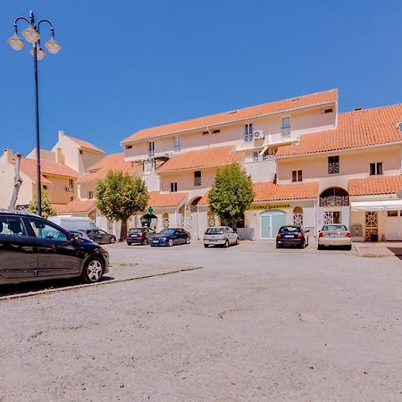 Gold Suites - Luxurious Apartment - Sea View Виламура Екстериор снимка