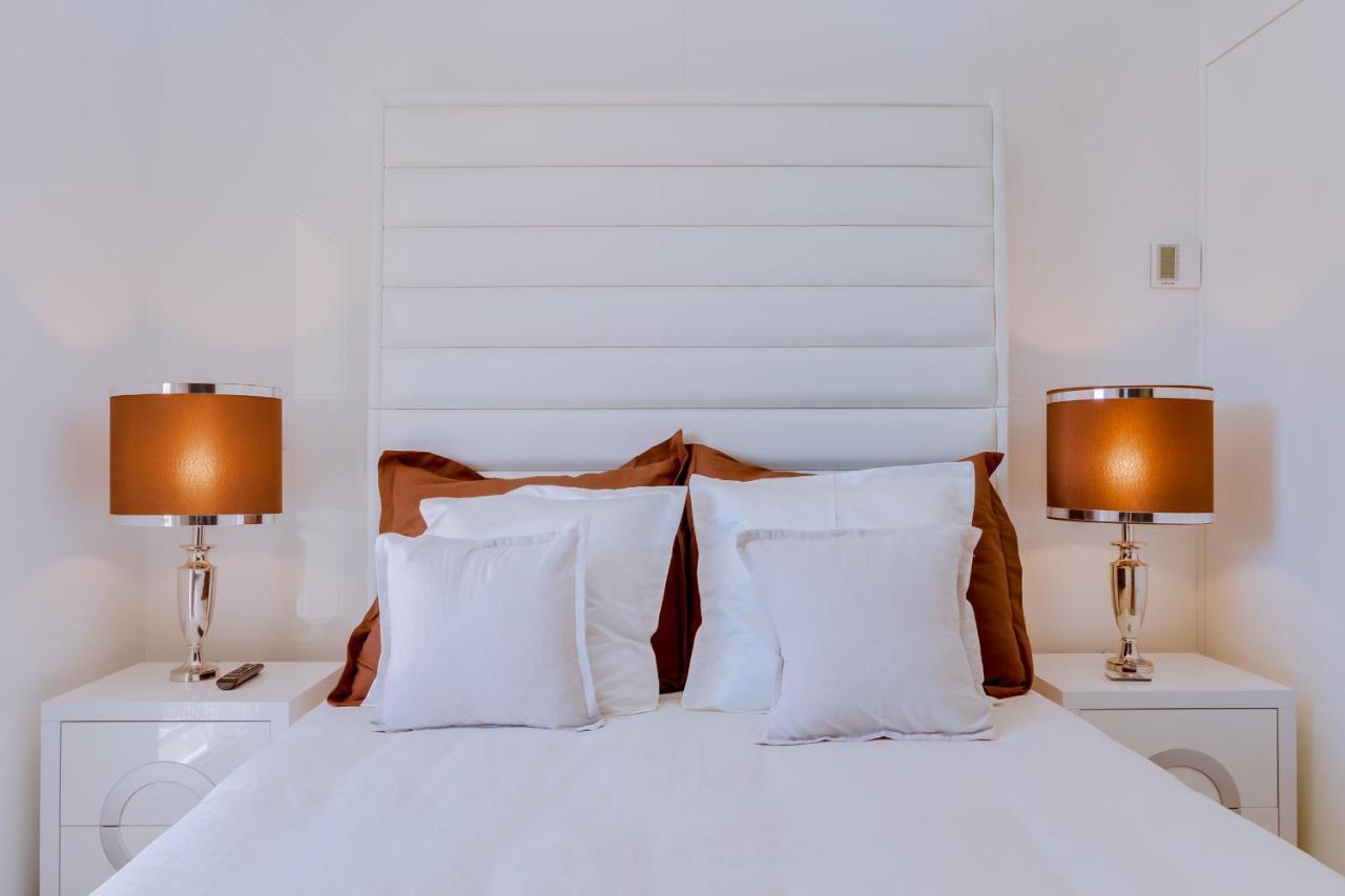 Gold Suites - Luxurious Apartment - Sea View Виламура Екстериор снимка